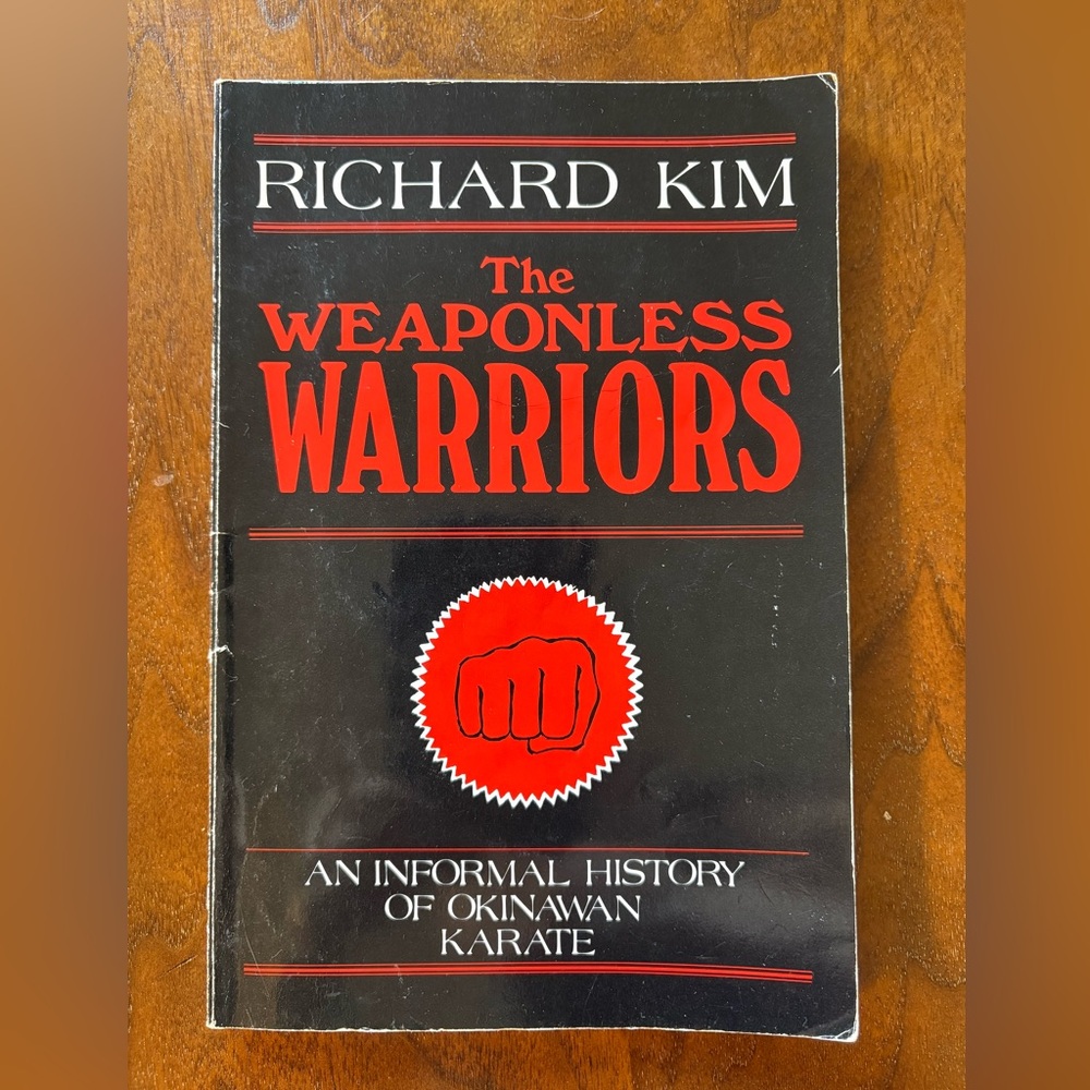 $2 📕 The Weaponless Warriors by Richard Kim